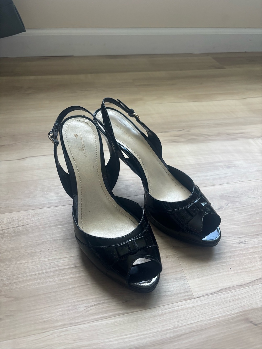Ann Taylor Black Patent Peep-Toe Slingback Heels - good condition - size 10